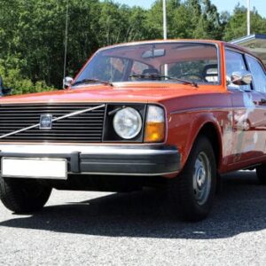 Volvo 242 DL 1975 cover art